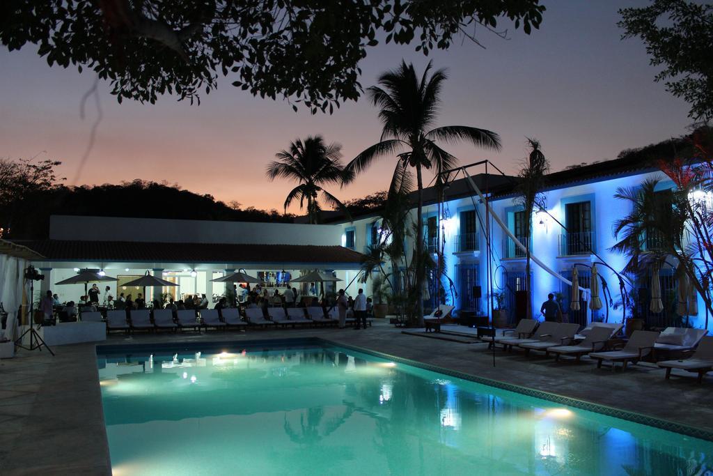 Hotel ซานตา ครูซ ฮัวทุลโก ภายนอก รูปภาพ