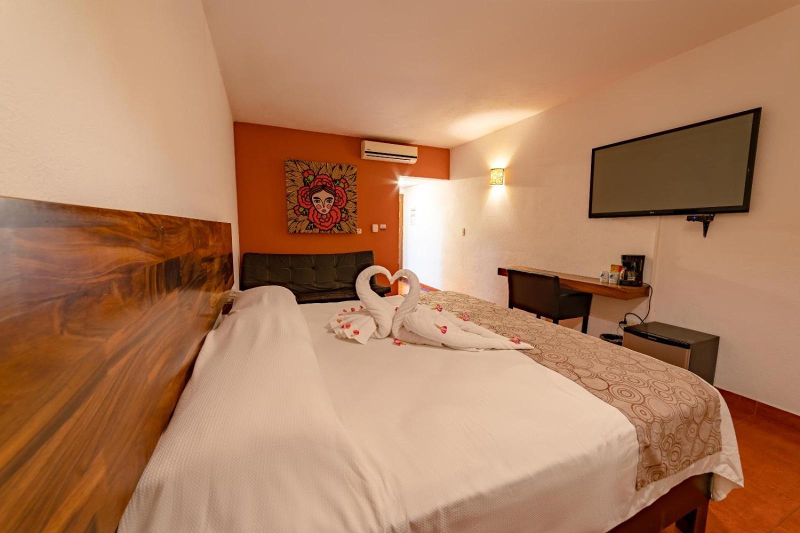 Hotel ซานตา ครูซ ฮัวทุลโก ภายนอก รูปภาพ